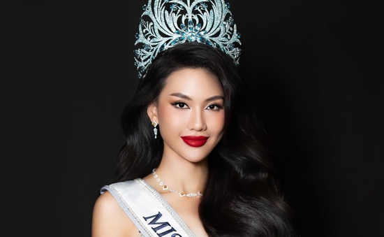 Miss Universe Vietnam phản hồi việc Hoa hậu Bùi Quỳnh Hoa bị thôi học