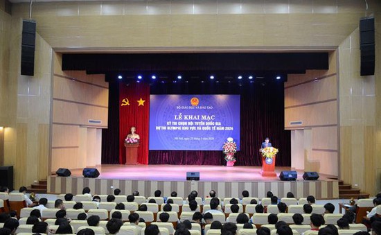 Công bố 37 thành viên đội Việt Nam thi Olympic quốc tế và khu vực 2024