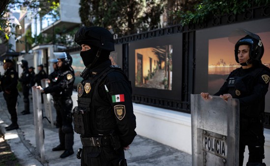 Căng thẳng ngoại giao tồi tệ nhất trong 76 năm giữa Mexico và Ecuador