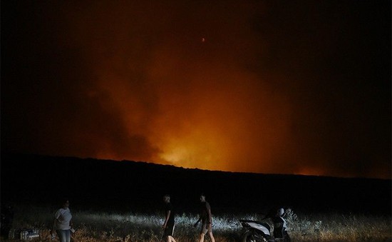 Hy Lạp nâng mức cảnh báo sau hàng loạt vụ cháy rừng