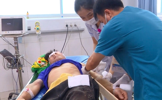 Khẩn trương cứu chữa các bệnh nhân vụ tai nạn lao động nghiêm trọng ở Đồng Nai