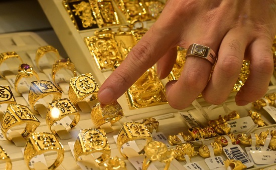 Phạt gần 3 tỷ đồng với các cửa hàng kinh doanh vàng vi phạm