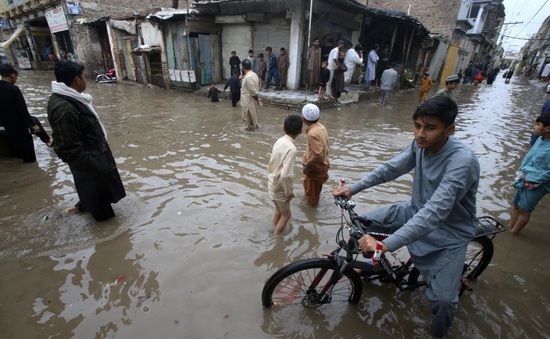 Mưa bất thường ở Pakistan, ít nhất 144 người thiệt mạng