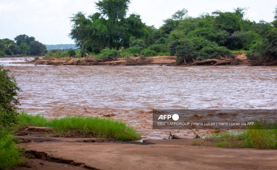 Bão nhiệt đới Hidaya tấn công Kenya và Tanzania, gây mưa lớn và lũ lụt  nghiêm trọng