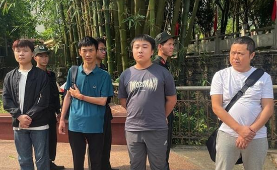Trao trả 4 người Trung Quốc nhập cảnh trái phép vào Việt Nam