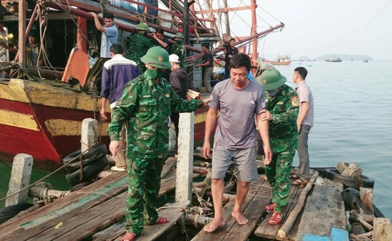 Vụ 4 tàu cá Quảng Bình bị chìm: Đề nghị Trung Quốc phối hợp tìm kiếm ngư dân mất tích