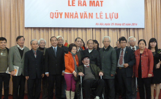 Ra mắt quỹ nhà văn Lê Lựu