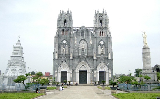 Nhà thờ Phú Nhai: Vương cung thánh đường ở Việt Nam