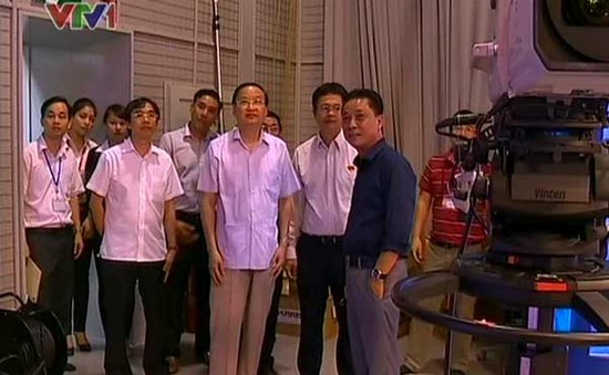 Đồng chí Tô Huy Rứa thăm Đài Truyền hình Việt Nam    