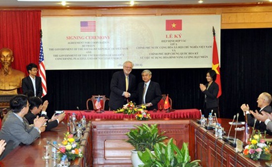 Việt Nam - Hoa Kỳ ký hiệp định về hạt nhân 