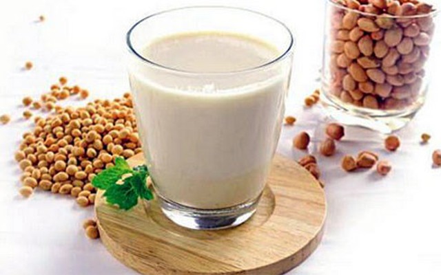 Có khả năng sữa đậu nành dẫn đến viêm dạ dày mãn tính hay không?
