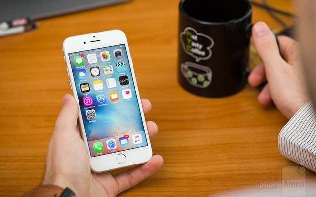 iOS 10.2.1 giúp giảm tình trạng sập nguồn trên iPhone 6, 6s