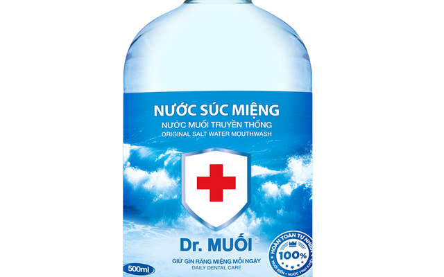 Nước súc miệng Dr. Muối có tác dụng làm sạch răng miệng không?
