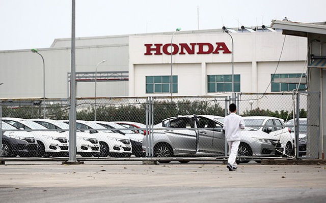 Hàng trăm khách hàng trúng lớn khi mua xe máy Honda