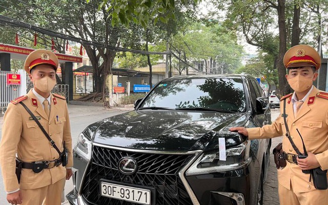 Lexus LX570 Super Sport 2020  Sontung Auto