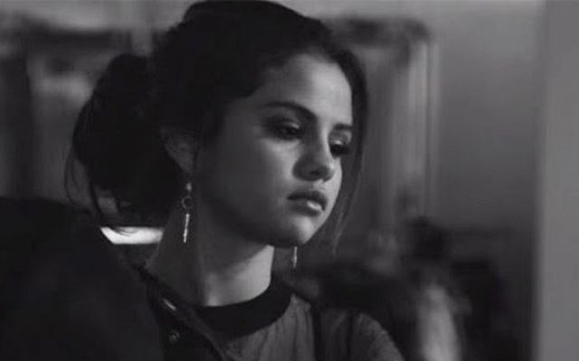 Selena Gomez khóc "cạn nước mắt" trong teaser phim tài liệu về cuộc đời  mình | VTV.VN