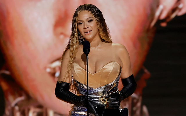 Beyoncé lên ngôi, trở thành nghệ sĩ giành nhiều giải thưởng Grammy nhất mọi thời đại | VTV.VN