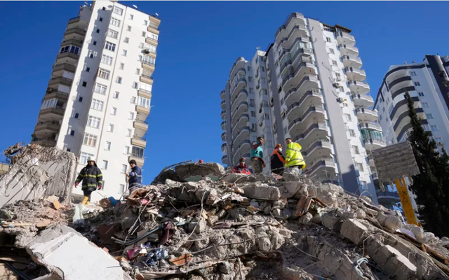 Thiệt hại do động đất ở Thổ Nhĩ Kỳ tăng lên hơn 100 tỷ USD | VTV.VN