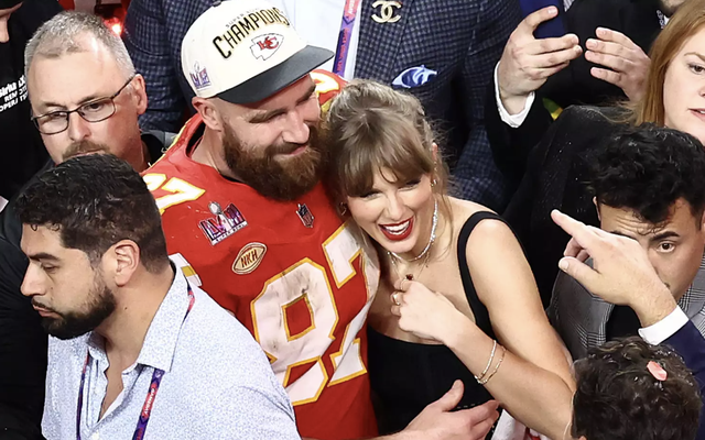 Hẹn hò Taylor Swift, Travis Kelce đang sống "cuộc đời hạnh phúc nhất" |  VTV.VN