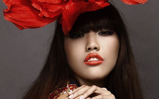 Siêu mẫu Lan Khuê lọt vào top 5 Fashion Asia Award | VTV.VN