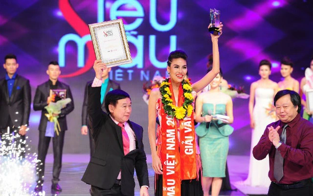 Trần Ngọc Lan Khuê đăng quang Siêu mẫu Việt Nam 2013 | VTV.VN