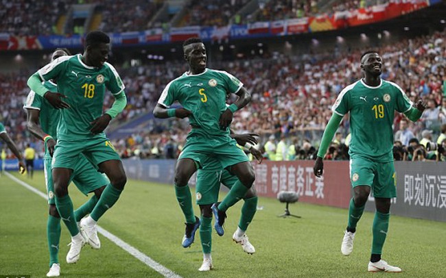 KẾT QUẢ FIFA World Cup™ 2018: Lewandowski im tiếng, Ba Lan thua 1-2 Senegal trong trận ra quân!