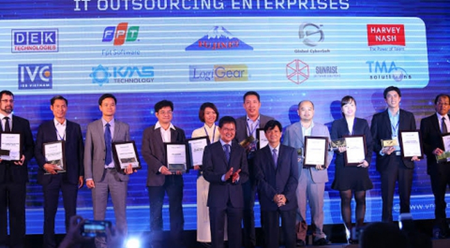 Vietnam IT Outsourcing Awards presented to 33 firms