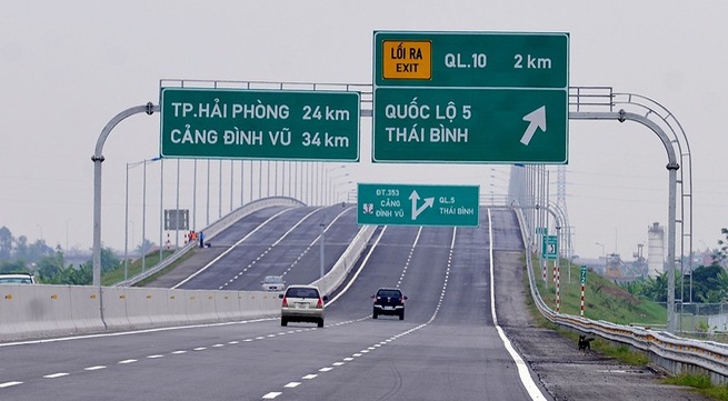 Hanoi-Hai Phong Expressway put into full operation