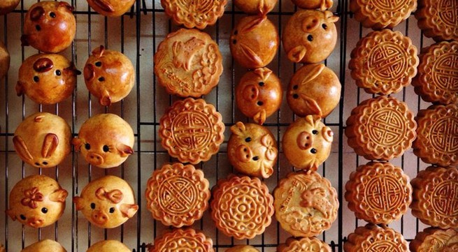 Handmade moon cakes find their place in the sun