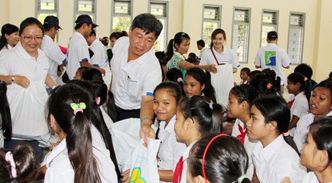 Saigontourist runs charity programme for blind children