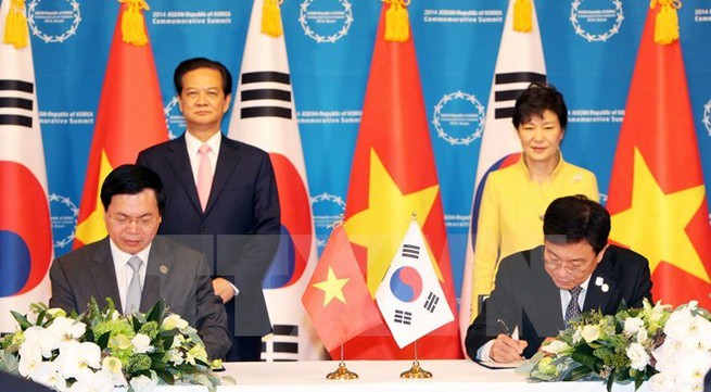 Republic of Korea ratifies FTA with Vietnam