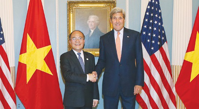 Chairman reaffirms Vietnam's desire to foster ties with US