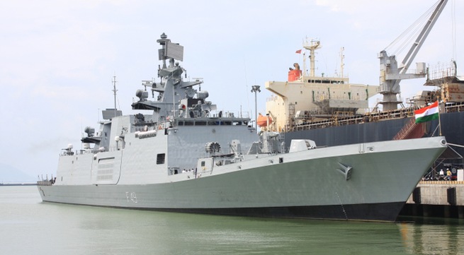Indian naval ship visits Danang