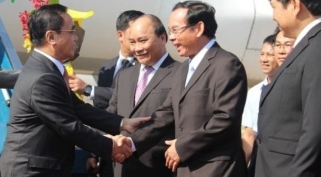 Lao prime minister begins Vietnam visit