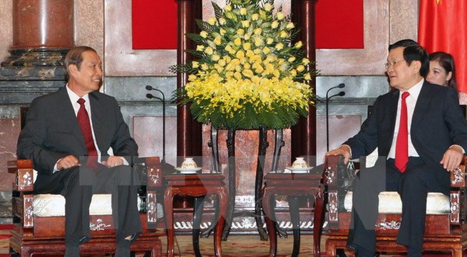 State President greets Lao Presidential Official