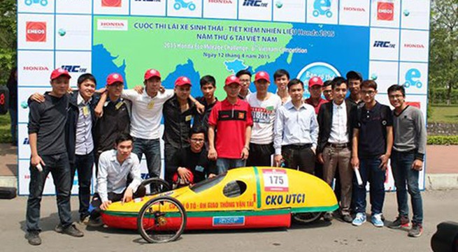 Students seek eco-driving solutions