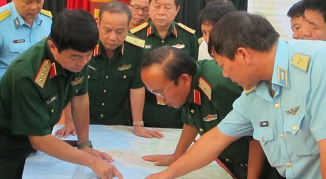 Vietnam receives international help in aircrew search
