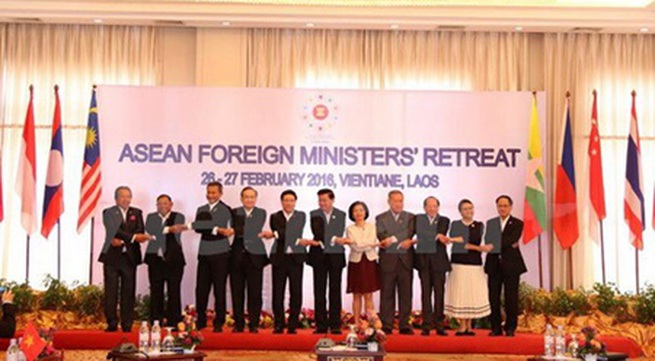 ASEAN Foreign Ministers debate various issues in Laos