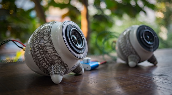 Handmade ceramic speakers - a harmony of natural materials and high technology