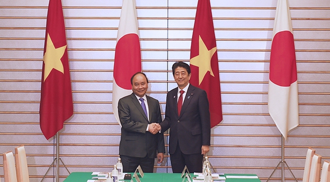 Vietnamese, Japanese Prime Ministers hold talks