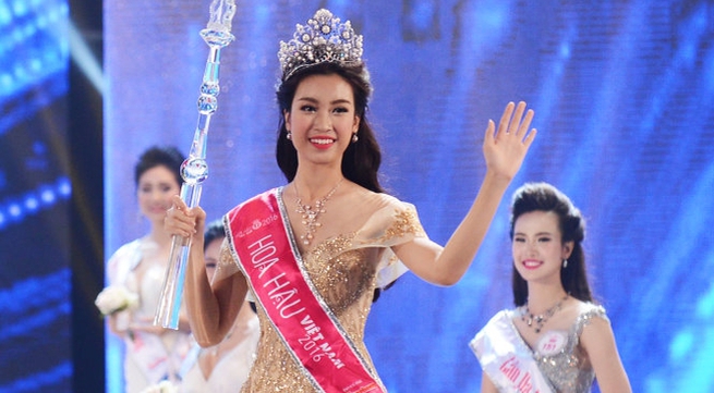 20-year-old student crowned Miss Vietnam 2016