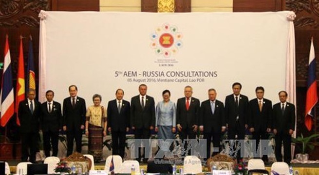 Fifth AEM-Russia Consultation takes place in Vientiane