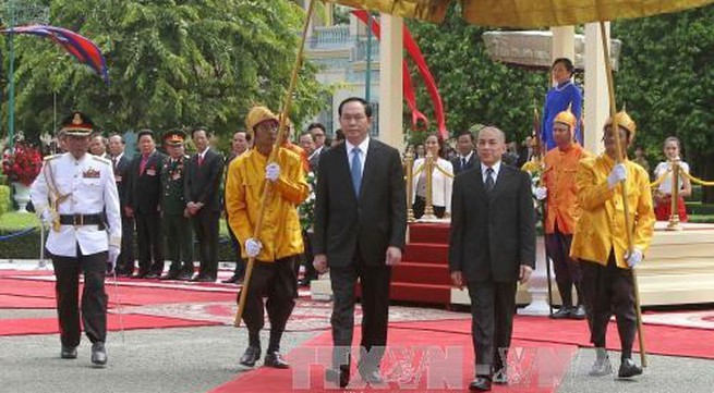 State President visits Cambodia