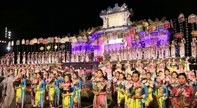Hue Festival 2016 attracts record high number of tourists