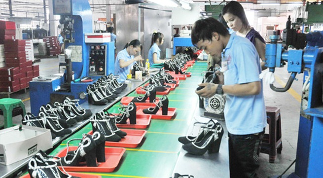 Developing support industries in the leather and footwear sector