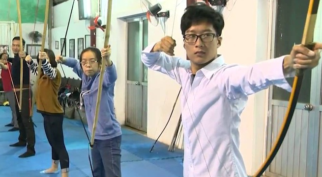 Japanese art of archery, Kyudo, attracts Vietnamese youngsters