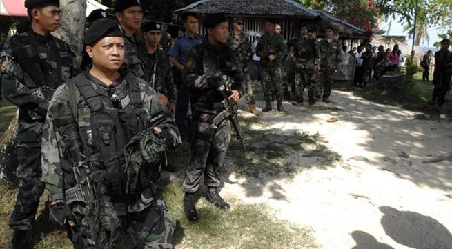 Philippines: government troops kill 13 insurgents