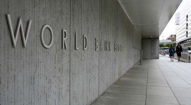 World Bank cuts global growth forecast to 2.4%