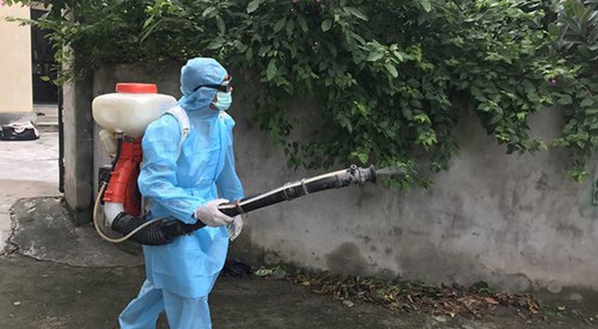 Hanoi continues to spray mosquito-killing chemicals