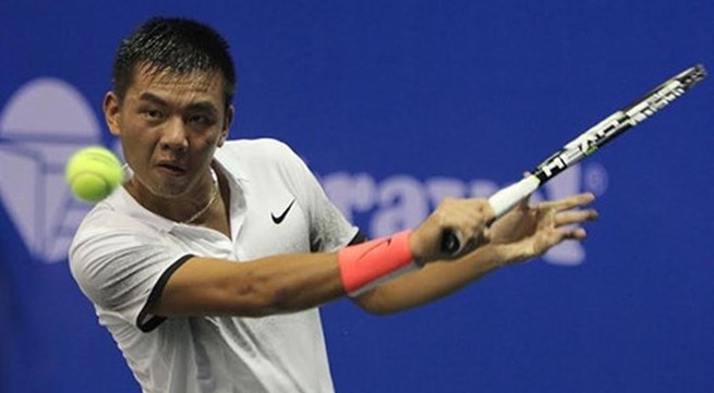 Top VN tennis player rises three spots in world rankings